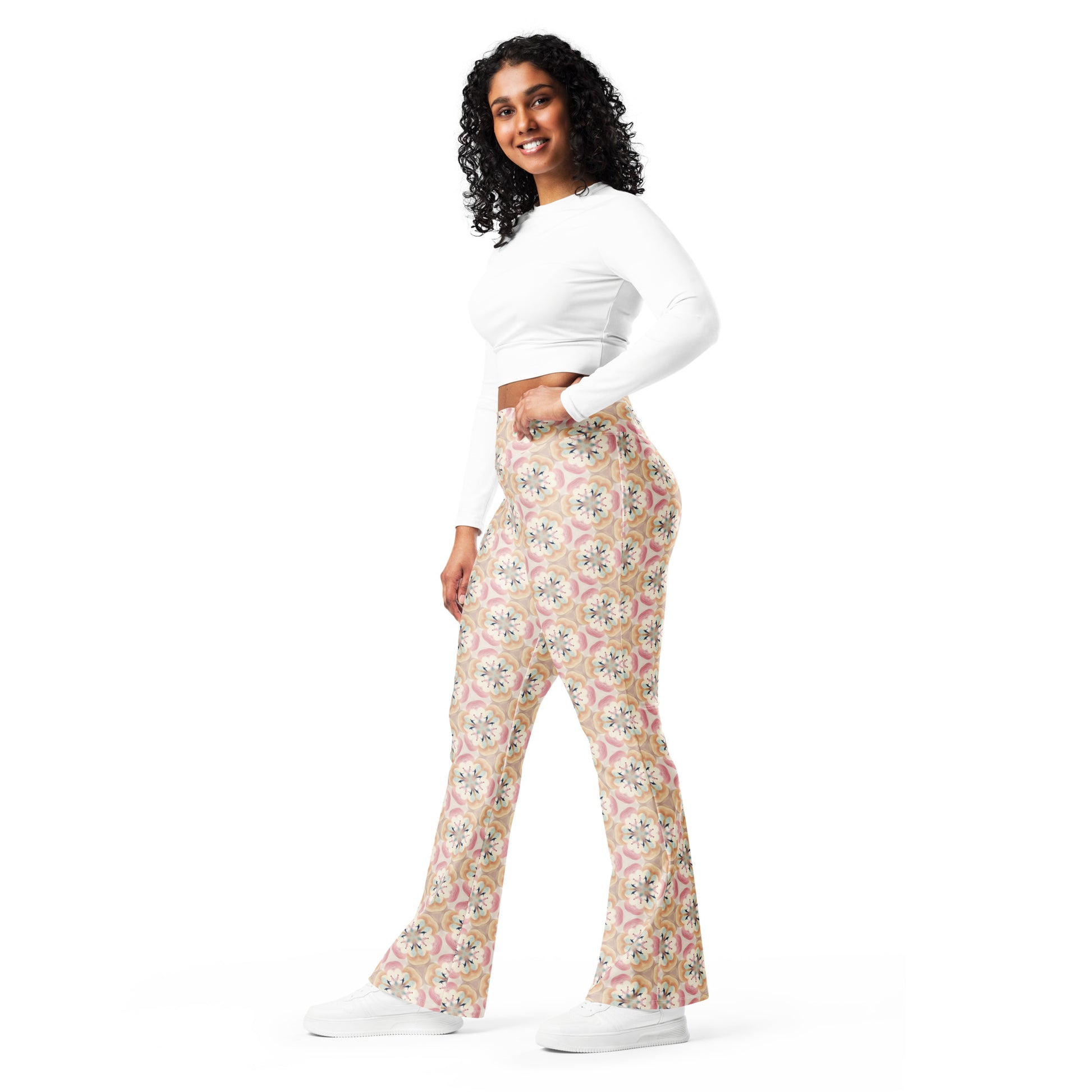 High-Rise Flared Leggings Pastel Petals - ErdeGora