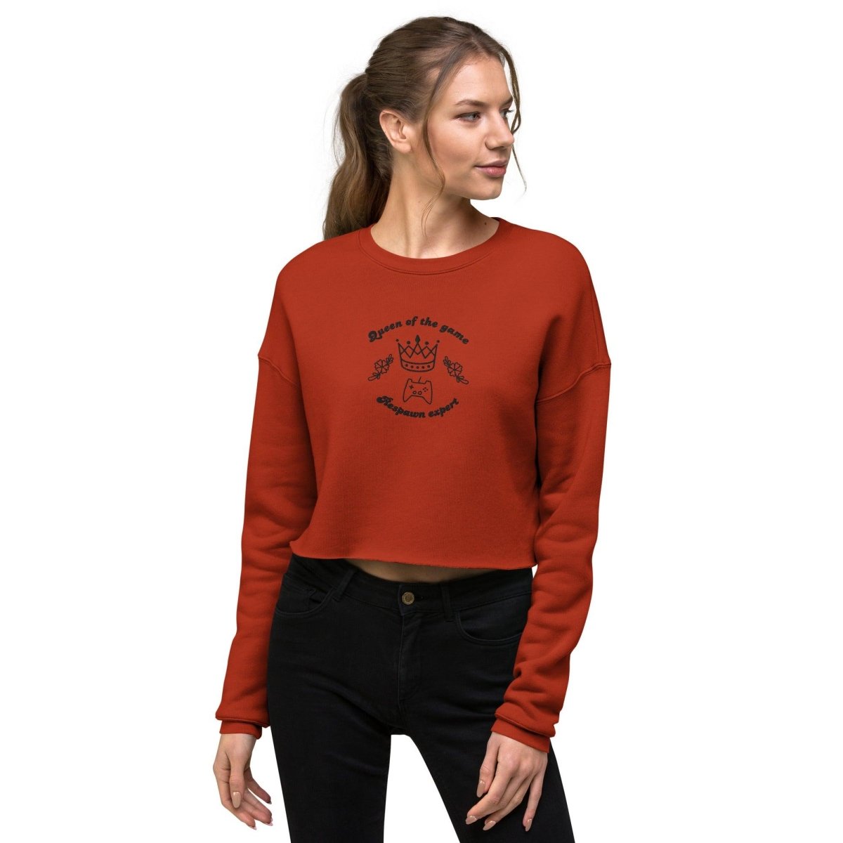 Embroidered Crop Sweatshirt Queen Of The Game - ErdeGora